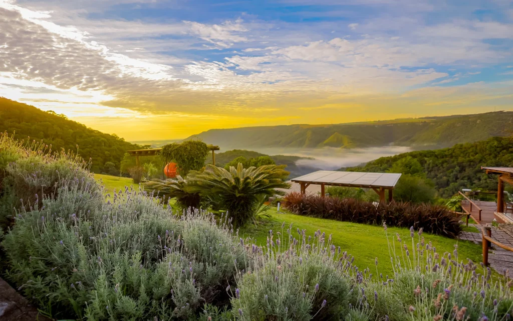 Varshana Hotel Perto do Curitiba