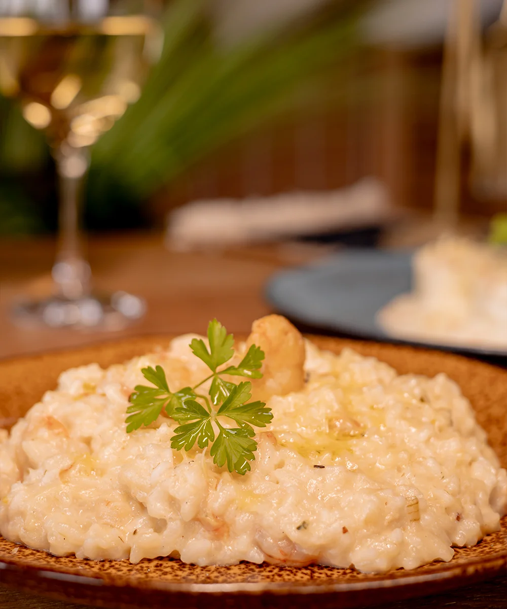Gastronomia do Varshana Hotel em São Luiz do Purunã, Balsa Nova. Restaurante do Varshana Hotel